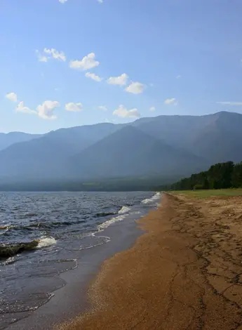 Баргузинский залив на Байкале