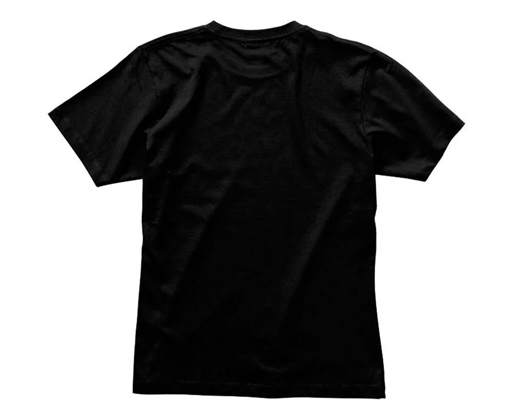 Черная футболка