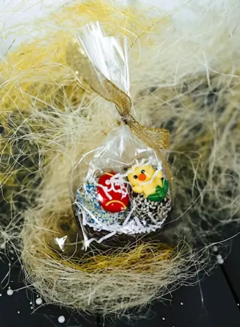 Гнездо из сахарной карамели
