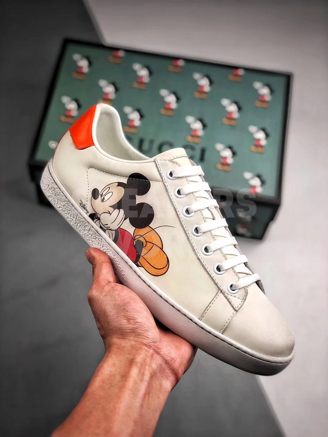 Gucci Mickey Mouse кроссовки