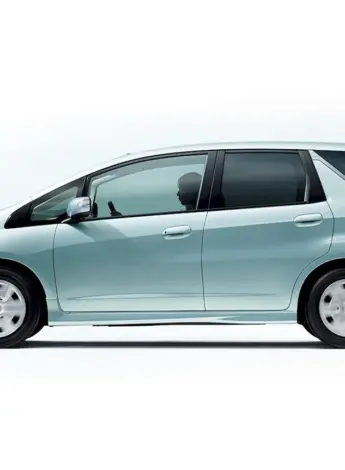 Honda Fit Shuttle Hybrid 2011