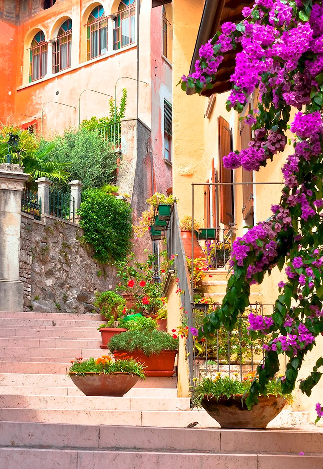 Италия улочки цветы
