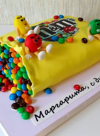 Квадратный торт для мальчика
