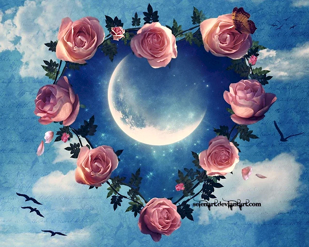 Луна на фоне цветов