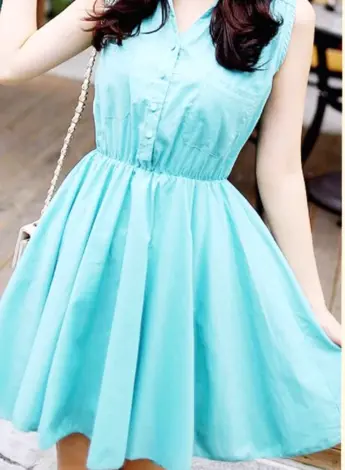 Милое голубое платье