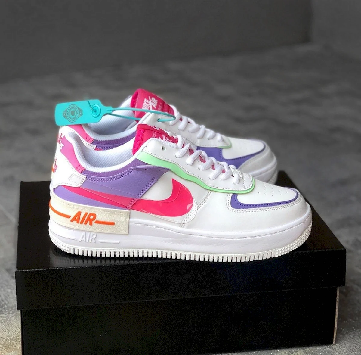 Аир форс цвет. Nike Air Force 1. Женские кроссовки Nike Air Force 1. Nike Air Force 1 цветные. Nike Air Force 1 цвета.