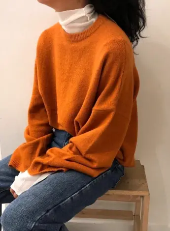Оранжевый свитер Эстетика