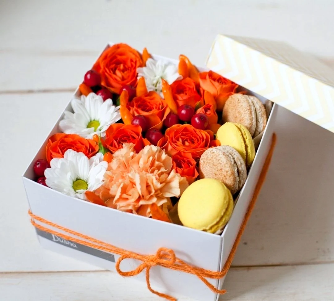 Осенняя коробочка с цветами