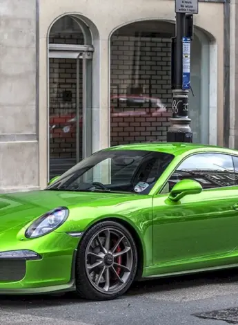 Porsche 911 зеленый