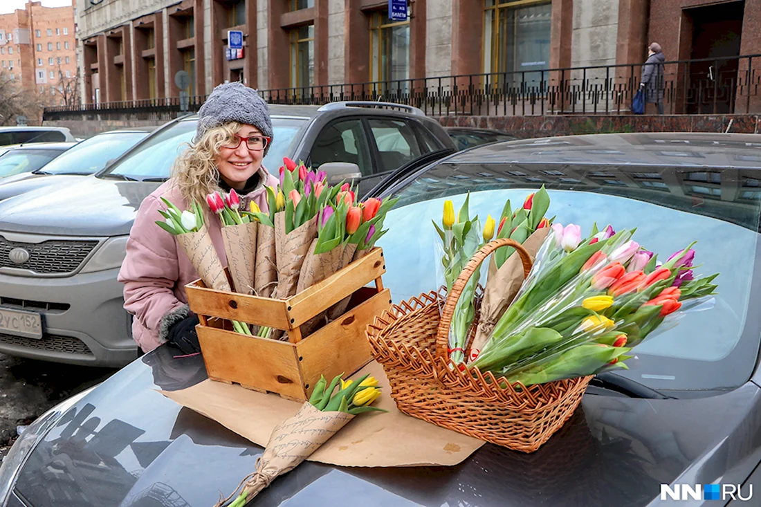 Торговля цветами на улице