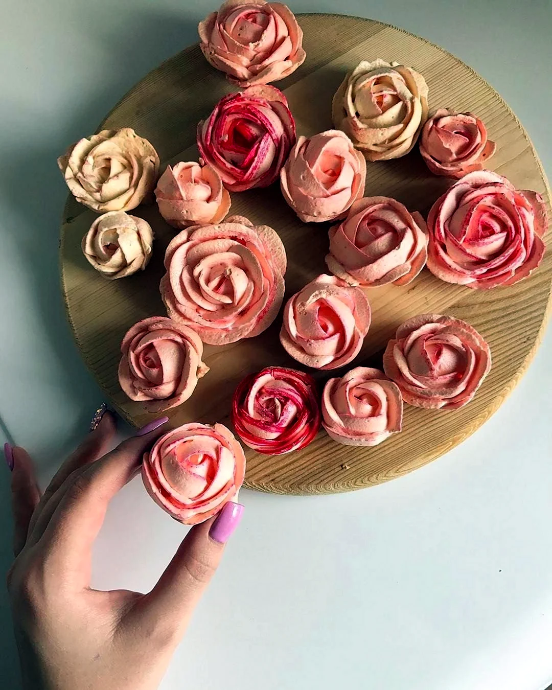 Цветы из меренги для торта