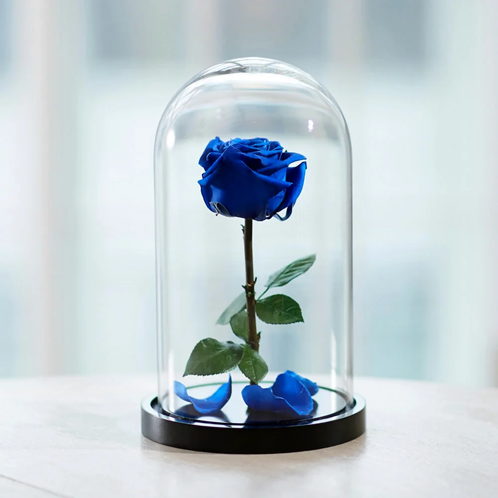 Вечная роза в стеклянной колбе