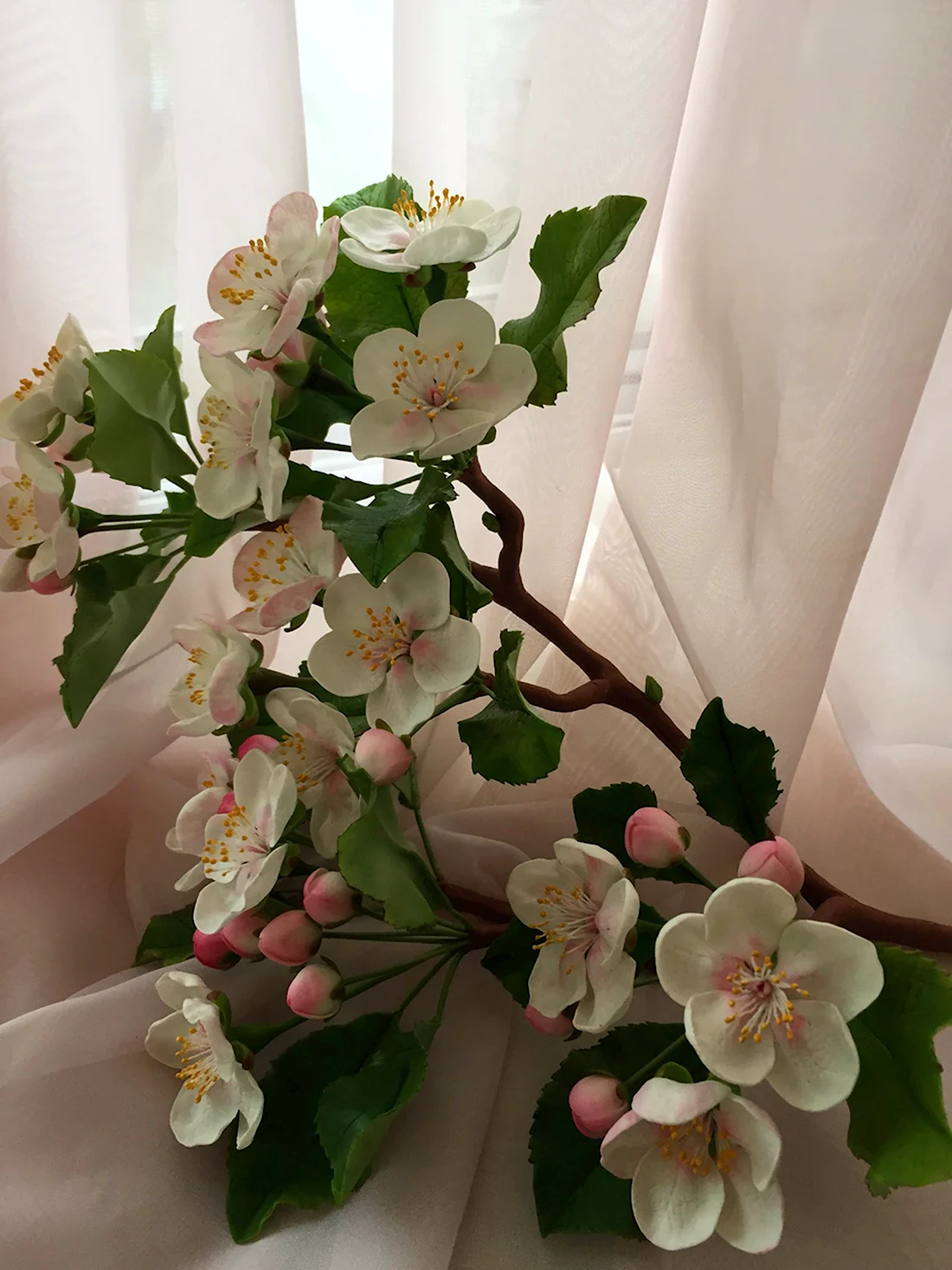 Ветка цветущей яблони из фоамирана