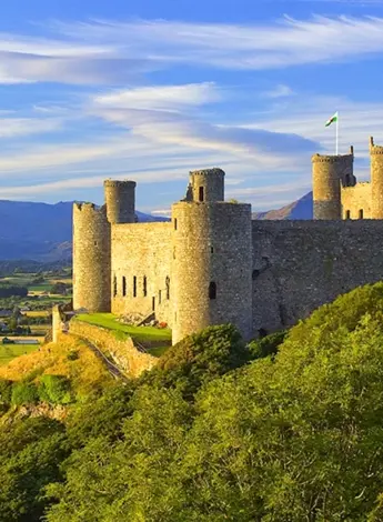 Замок Бомарис Уэльс