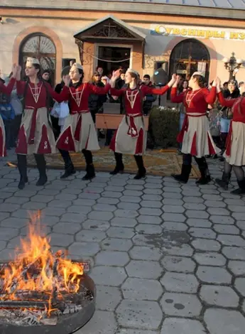 Армянский национальный праздник Терендез