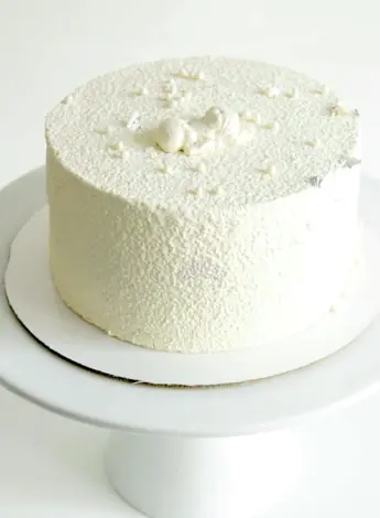 Белый торт