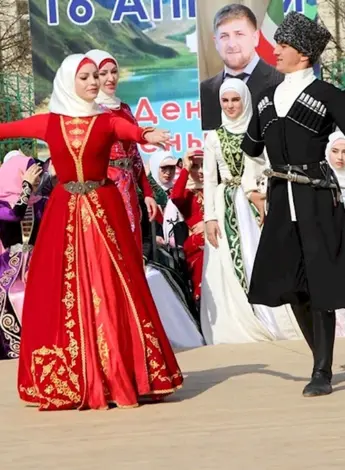 Чеченский народный костюм