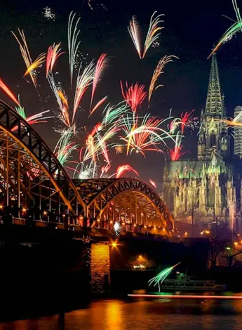 • Фестиваль «Кёльнские огни» Kolner Lichter - Германия