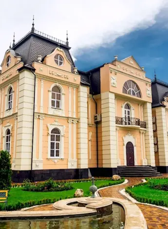Гранд Палас Магас