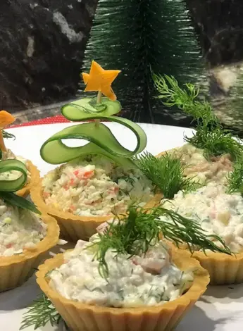Яйца фаршированные шпротами Новогодняя закуска