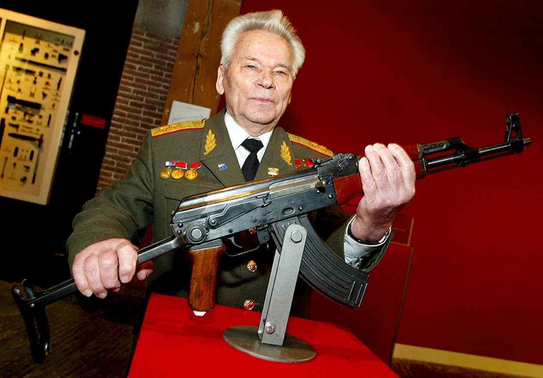 Михаил Калашников