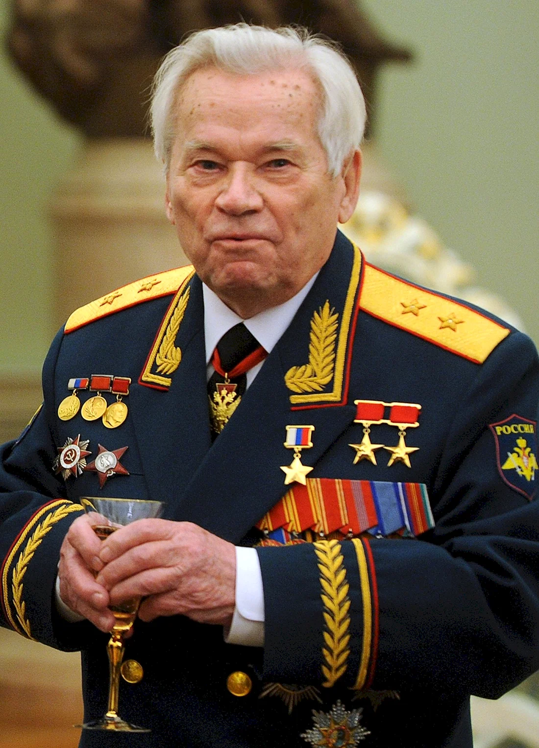 Михаил Калашников
