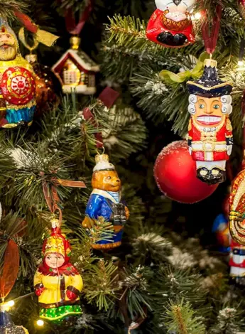 Новогодние игрушки