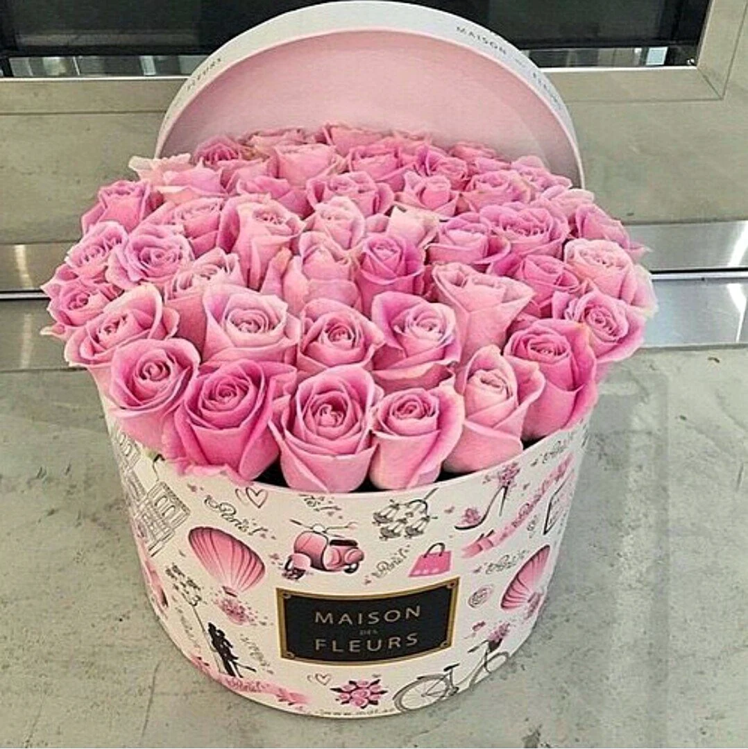 Шикарные цветы в коробках