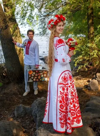 Свадебное платье в Славянском стиле