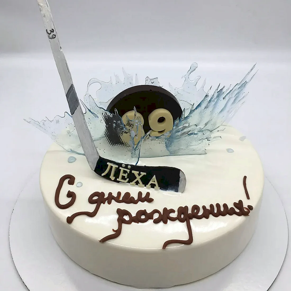 Торт хоккеисту
