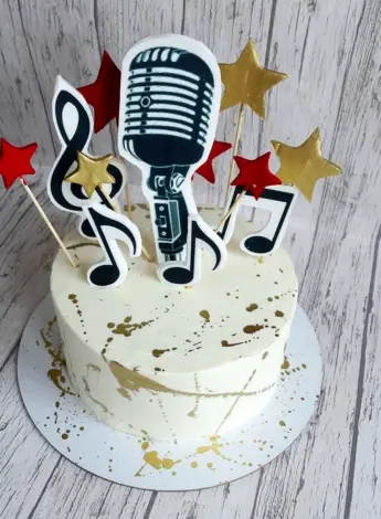 Торт с микрофоном на день рождения